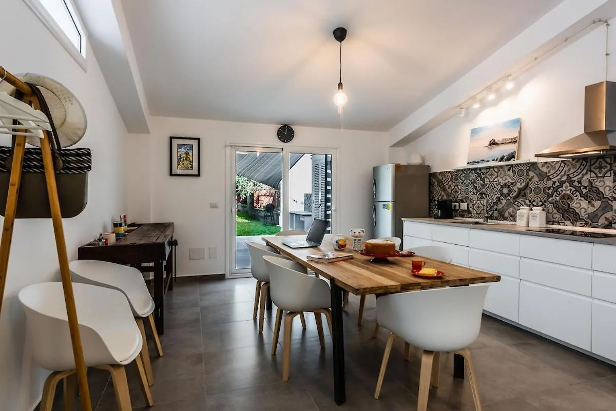 Holiday home Oasi Agrumi E Mare Mascali Italy